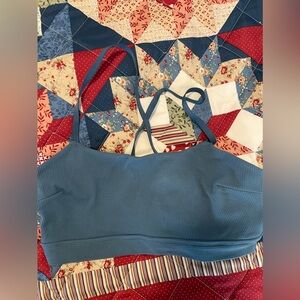 NWOT Abercrombie Sports Bra